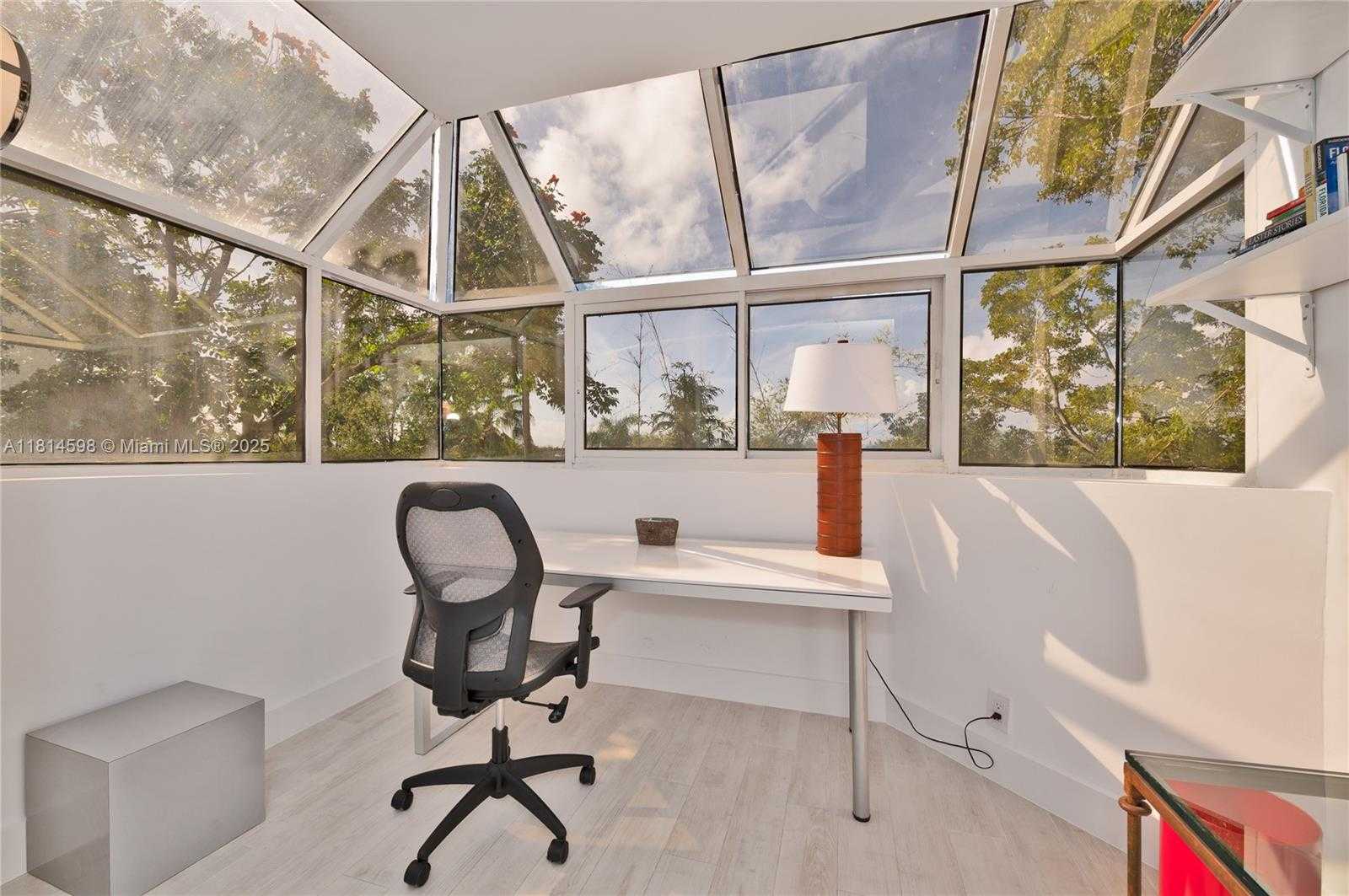 Small Image of 101 CRANDON BLVD #480, Key Biscayne Number 20