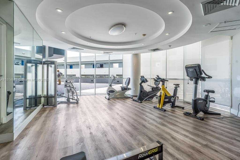Small Image of 6301 COLLINS AVE #1405, Miami Beach Number 27