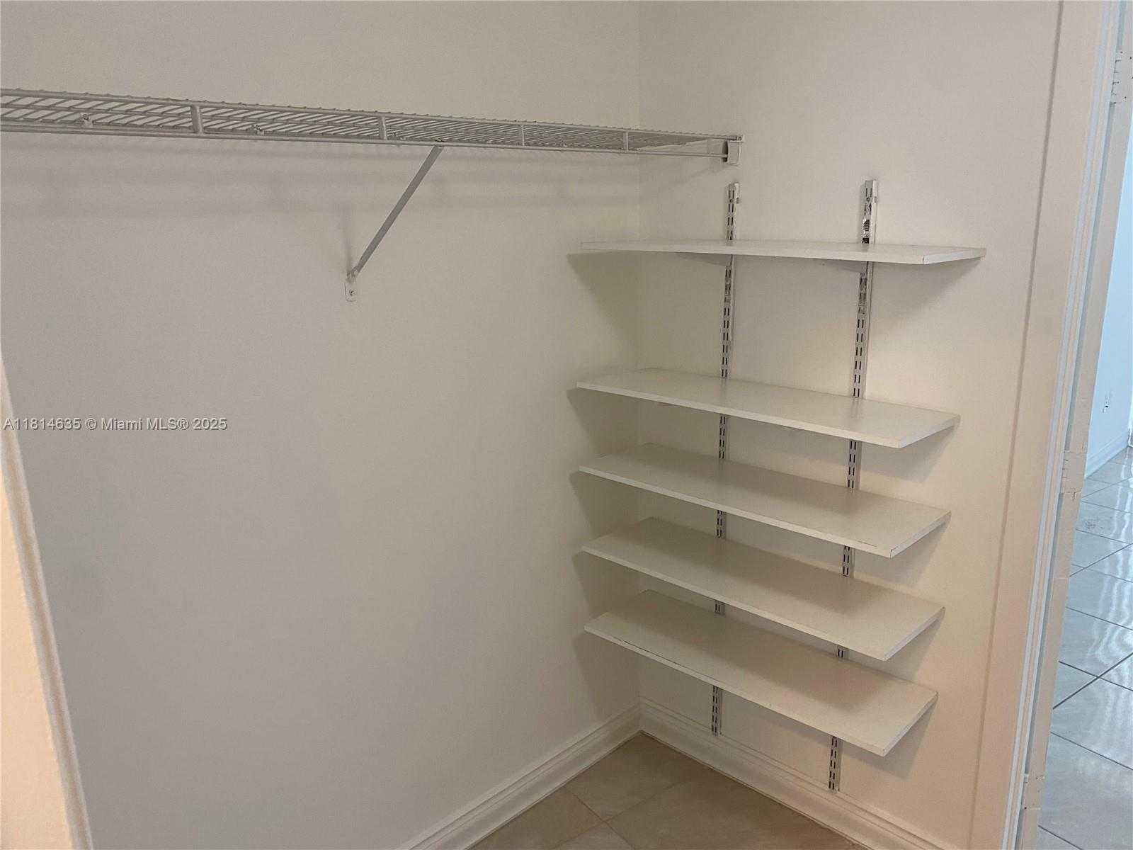 Small Image of 1750 NORTH BAYSHORE DR #2609, Miami Number 24