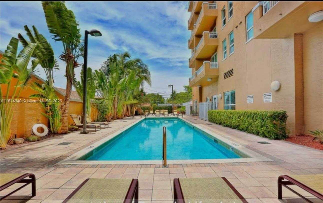 Small Image of 2665 SOUTH WEST 37TH AVE #601, Miami Number 2