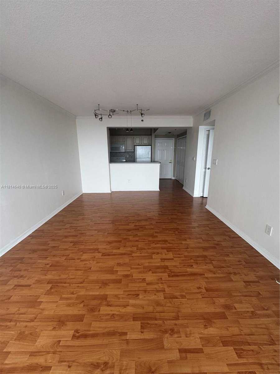 Small Image of 2665 SOUTH WEST 37TH AVE #601, Miami Number 4