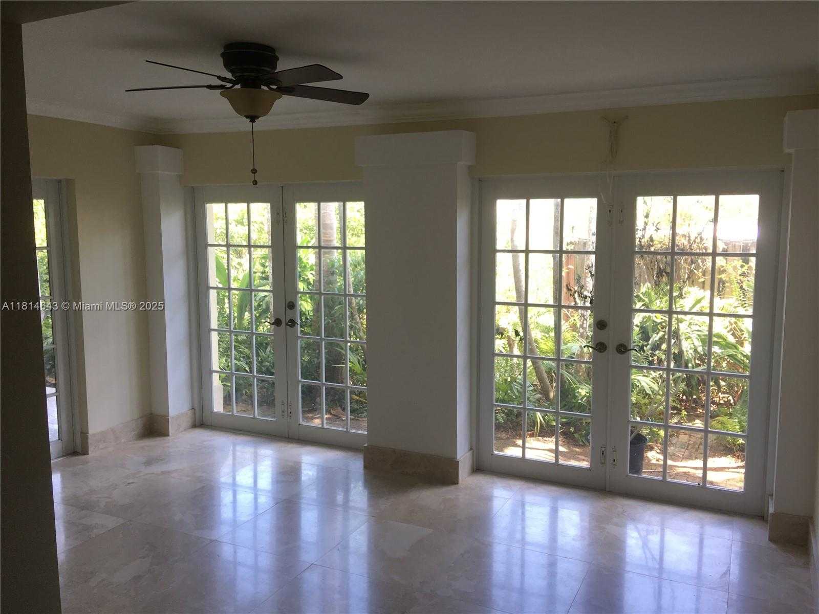 Small Image of 3235 SOUTH WEST 58TH CT, Miami Number 14