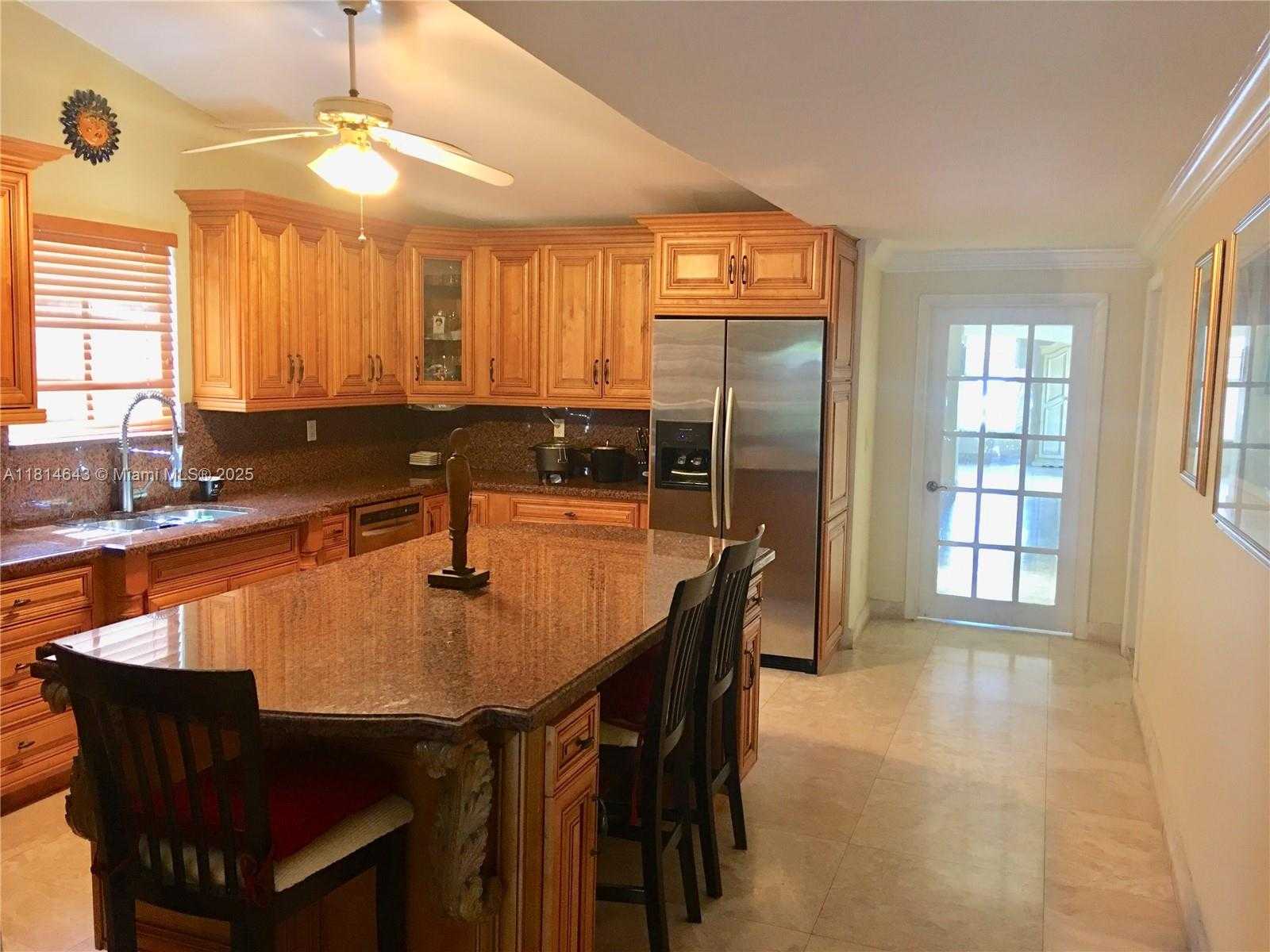 Small Image of 3235 SOUTH WEST 58TH CT, Miami Number 5