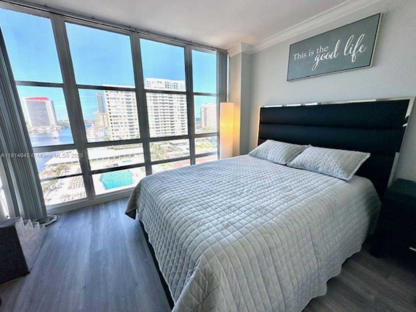 Small Image of 2017 SOUTH OCEAN DR #1107, Hallandale Beach Number 17