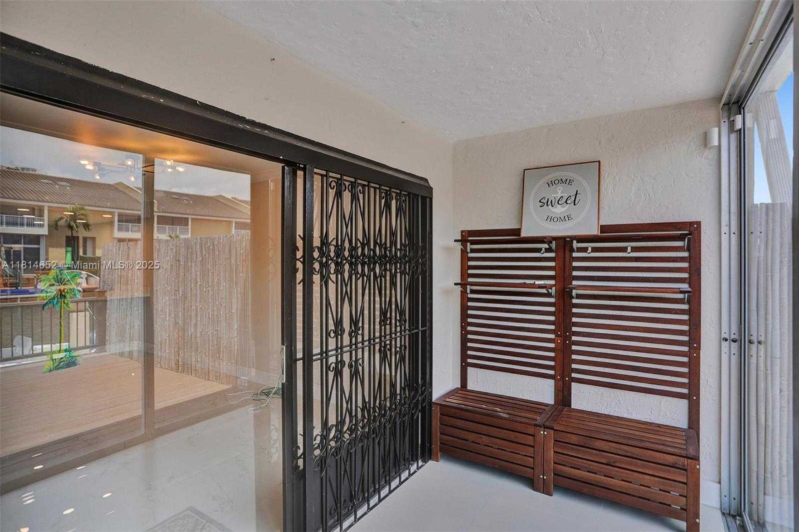 Small Image of 3945 #18, North Miami Beach Number 18