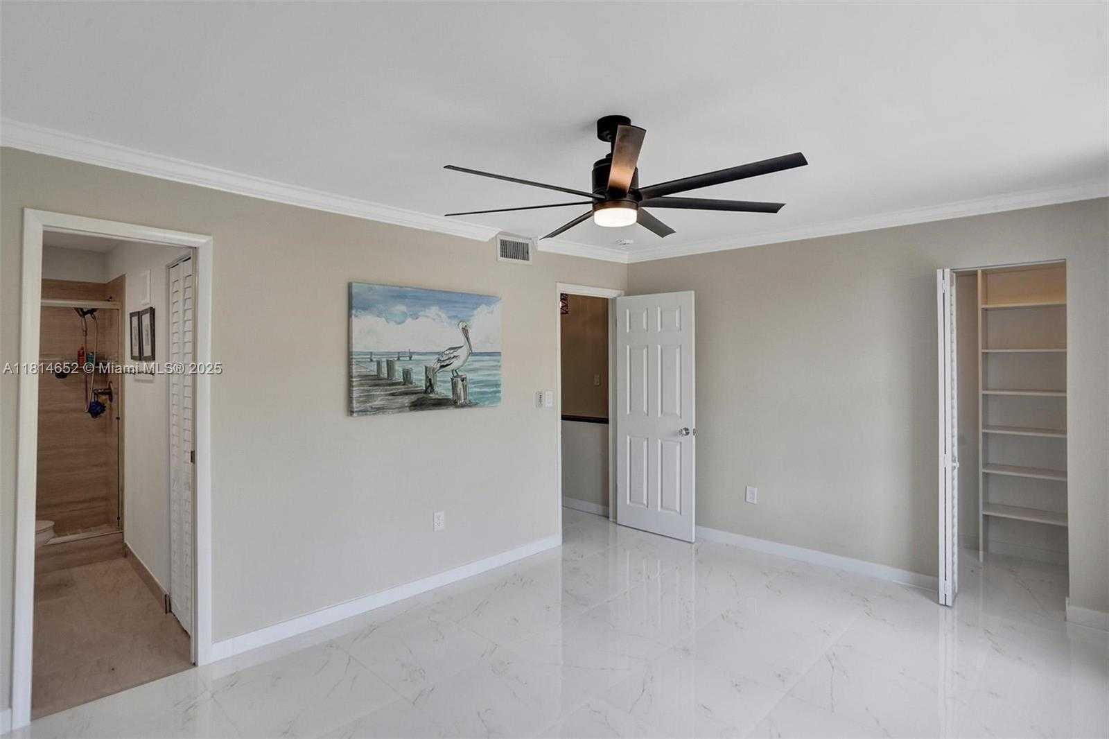 Small Image of 3945 #18, North Miami Beach Number 30