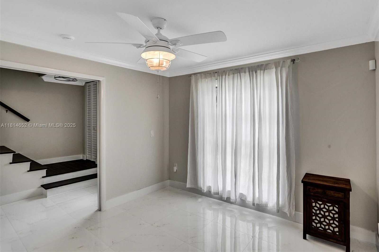 Small Image of 3945 #18, North Miami Beach Number 34