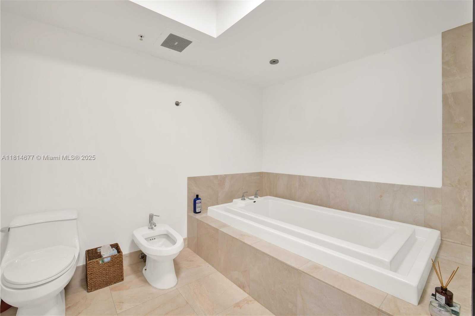 Small Image of 218 SOUTH EAST 14TH ST #906, Miami Number 11