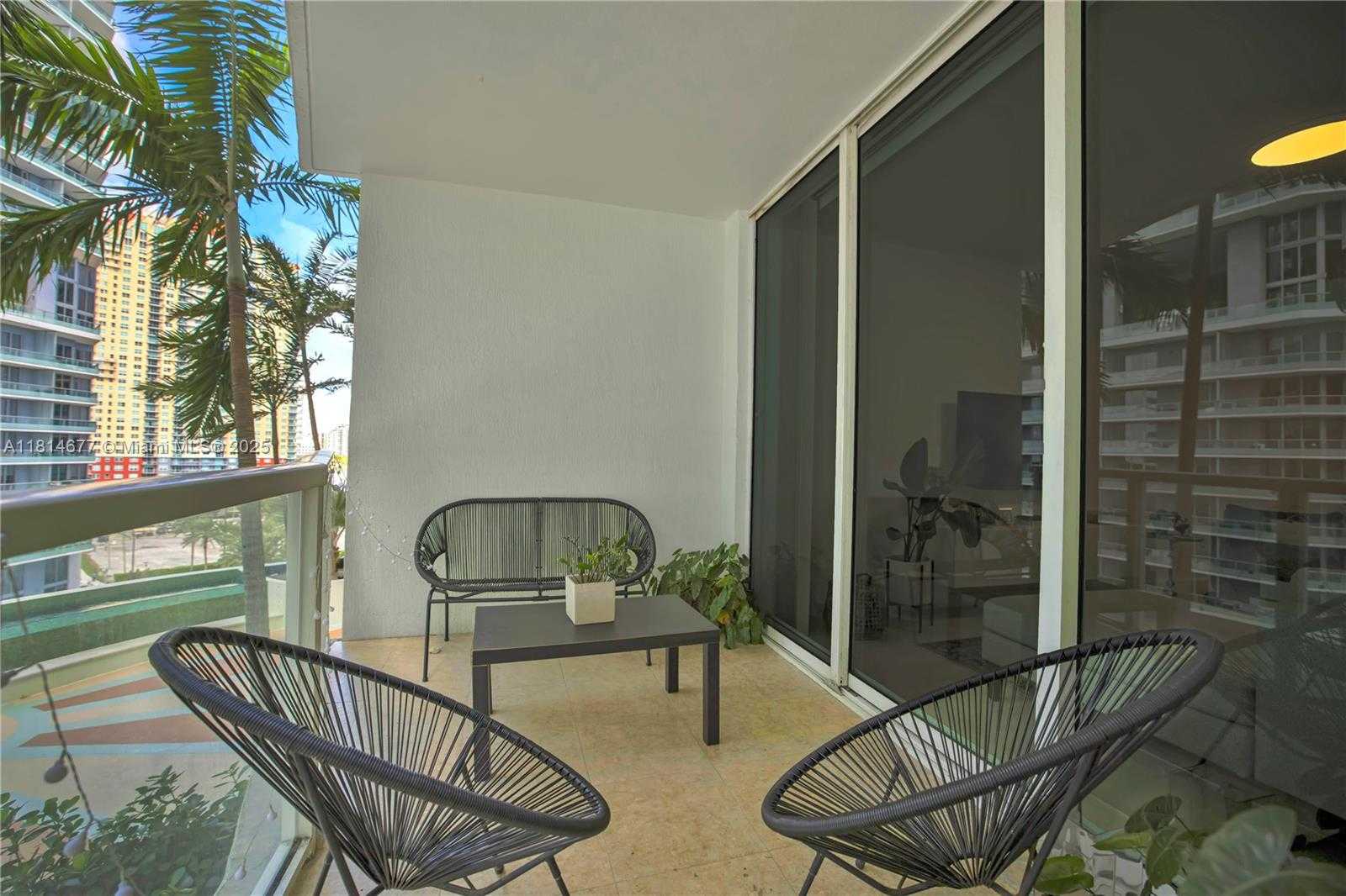 Small Image of 218 SOUTH EAST 14TH ST #906, Miami Number 13