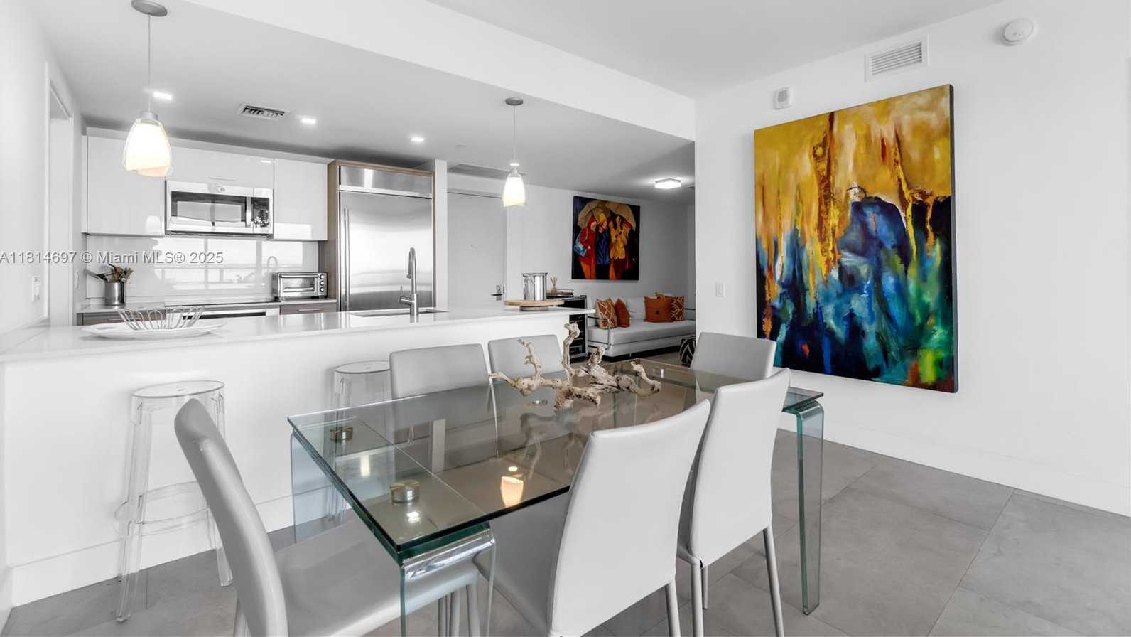 Small Image of 1300 BRICKELL BAY DR #2904, Miami Number 15
