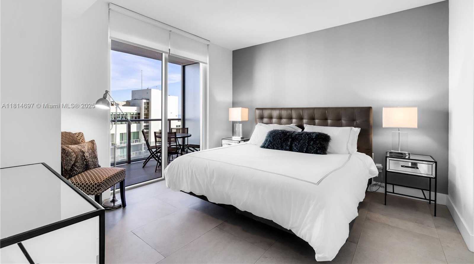 Small Image of 1300 BRICKELL BAY DR #2904, Miami Number 23