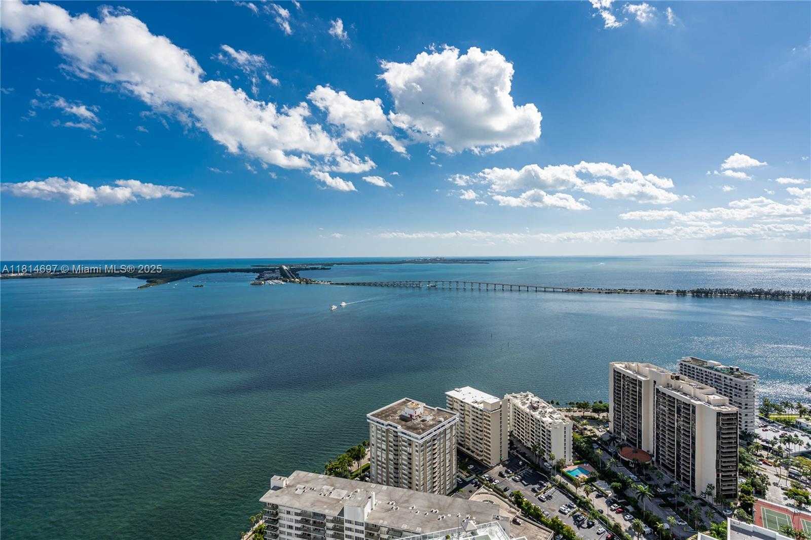 Small Image of 1300 BRICKELL BAY DR #2904, Miami Number 40