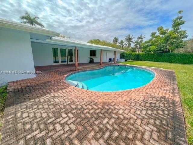 Small Image of 7485 SOUTH WEST 126TH ST, Pinecrest Number 25