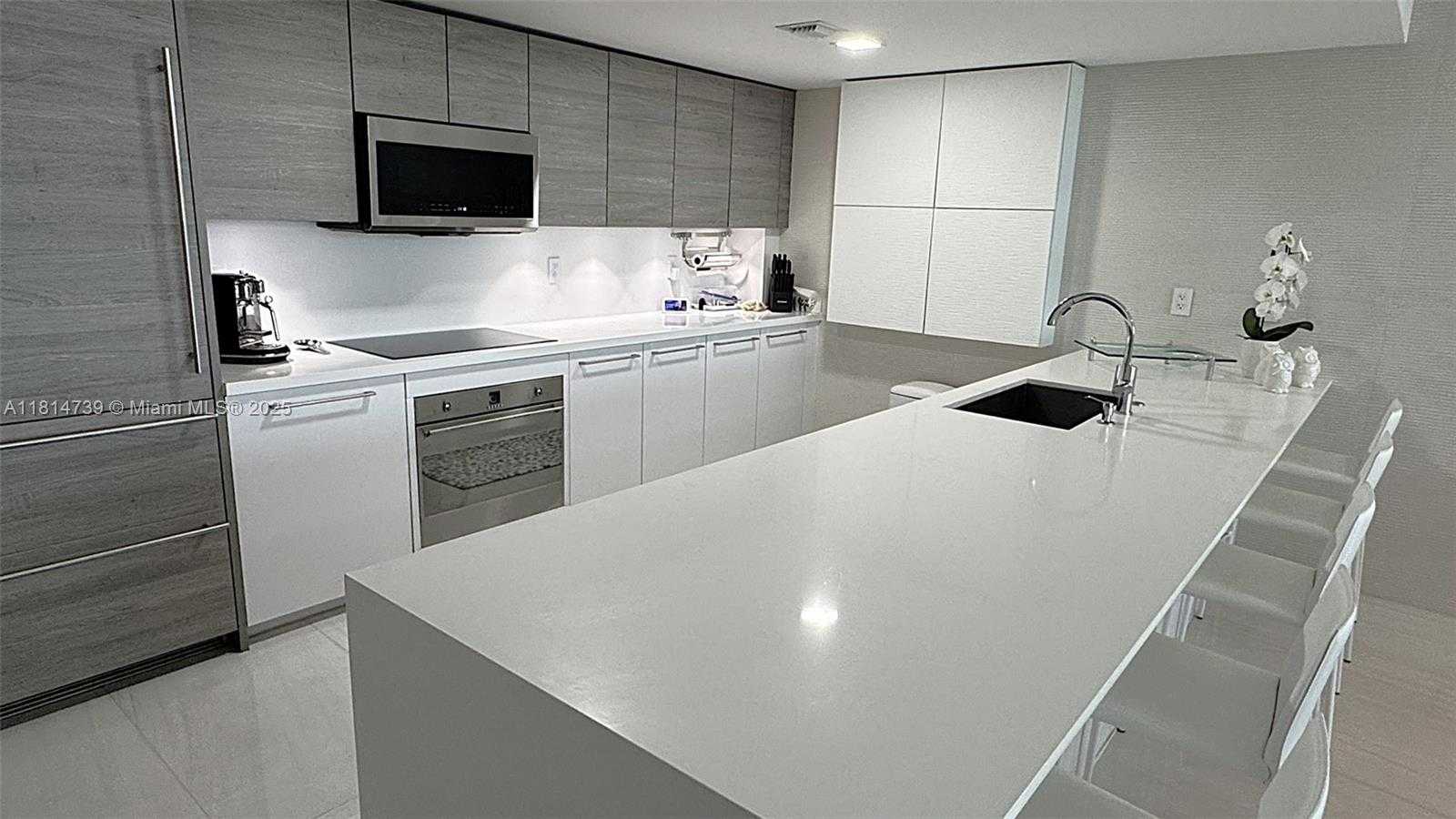 Small Image of 400 EAST SUNNY ISLES BLVD #1118, Sunny Isles Beach Number 5