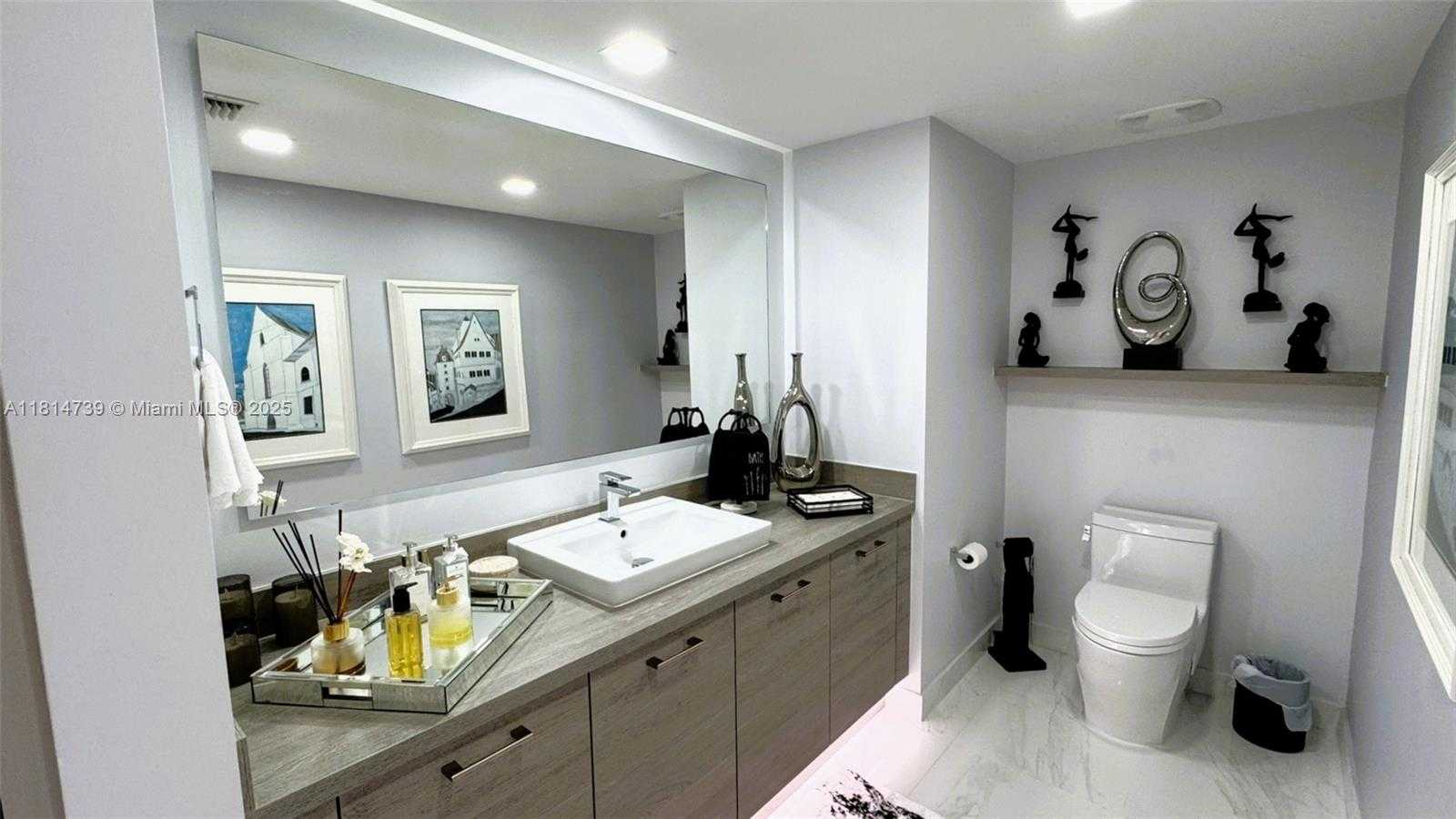Small Image of 400 EAST SUNNY ISLES BLVD #1118, Sunny Isles Beach Number 8