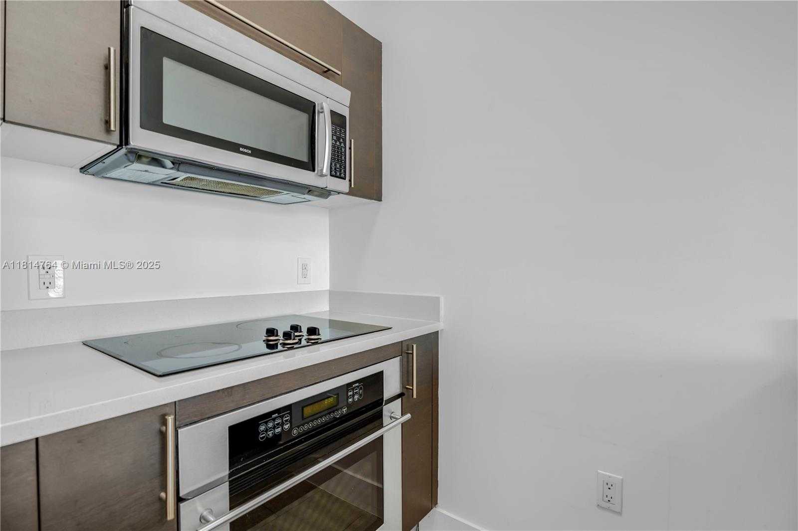 Small Image of 55 SOUTH EAST 6TH ST #4100, Miami Number 12