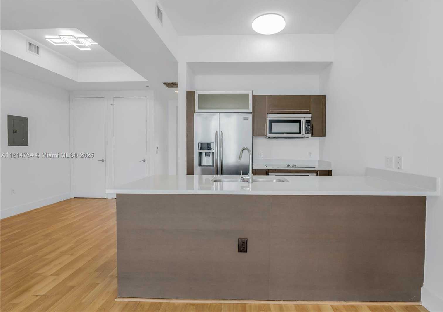 Small Image of 55 SOUTH EAST 6TH ST #4100, Miami Number 9