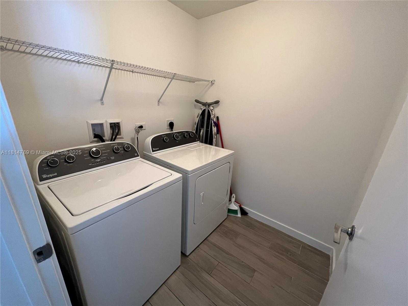 Small Image of 999 SOUTH WEST 1ST AVE #2505, Miami Number 11