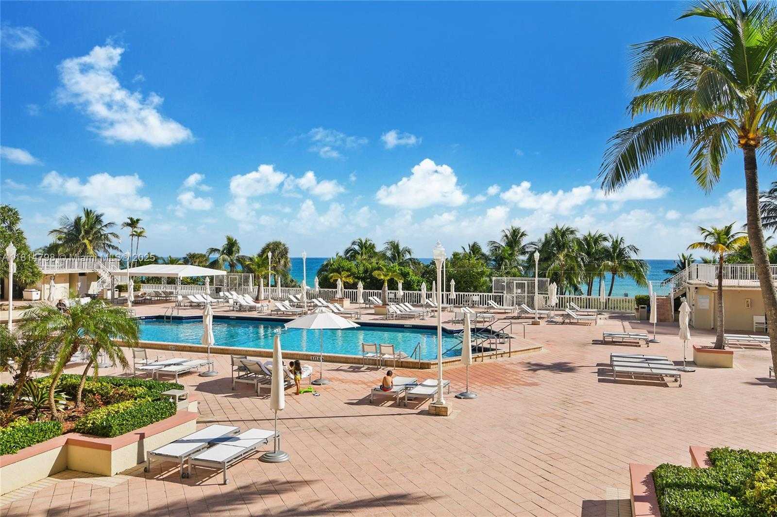 Small Image of 9801 COLLINS AVE #17U, Bal Harbour Number 25