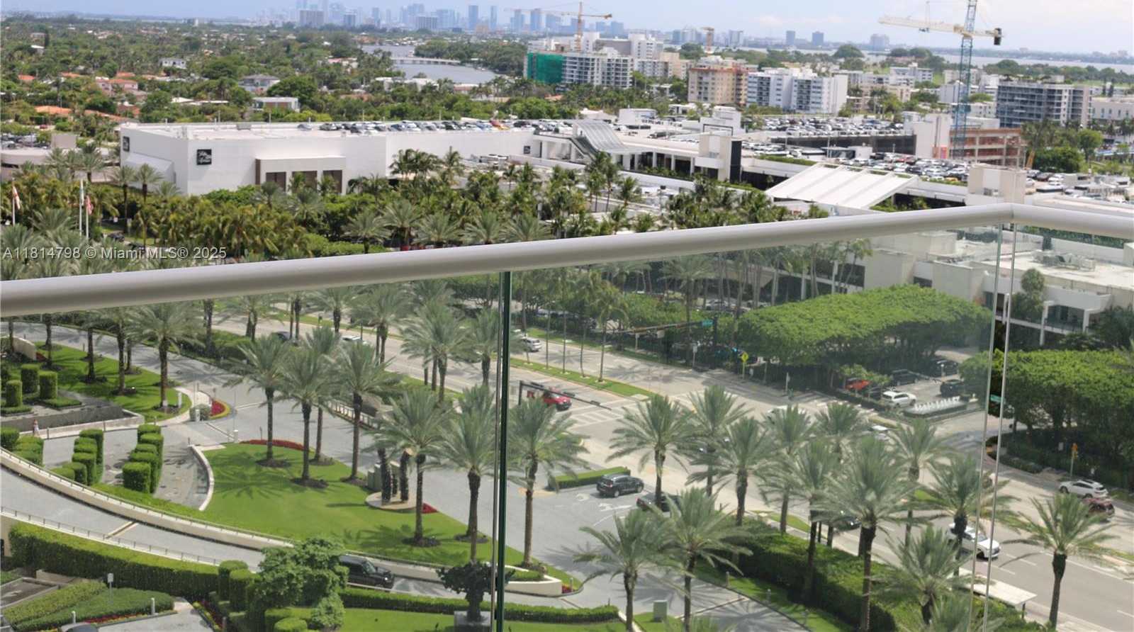 Small Image of 9801 COLLINS AVE #17U, Bal Harbour Number 4