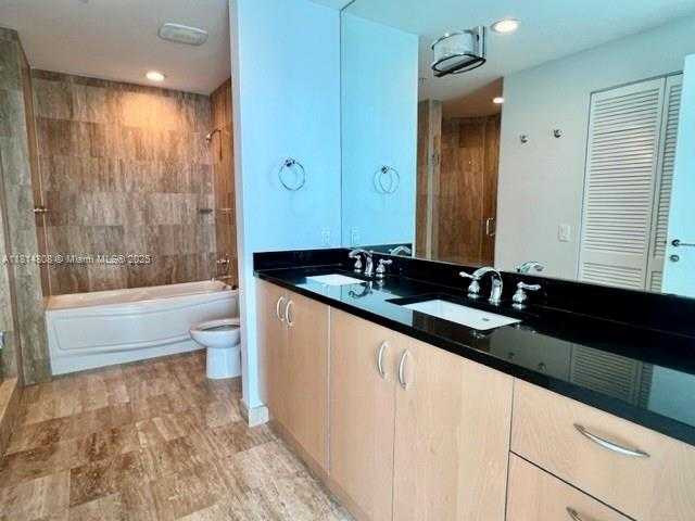 Small Image of 300 SOUTH BISCAYNE BLVD #3110, Miami Number 6