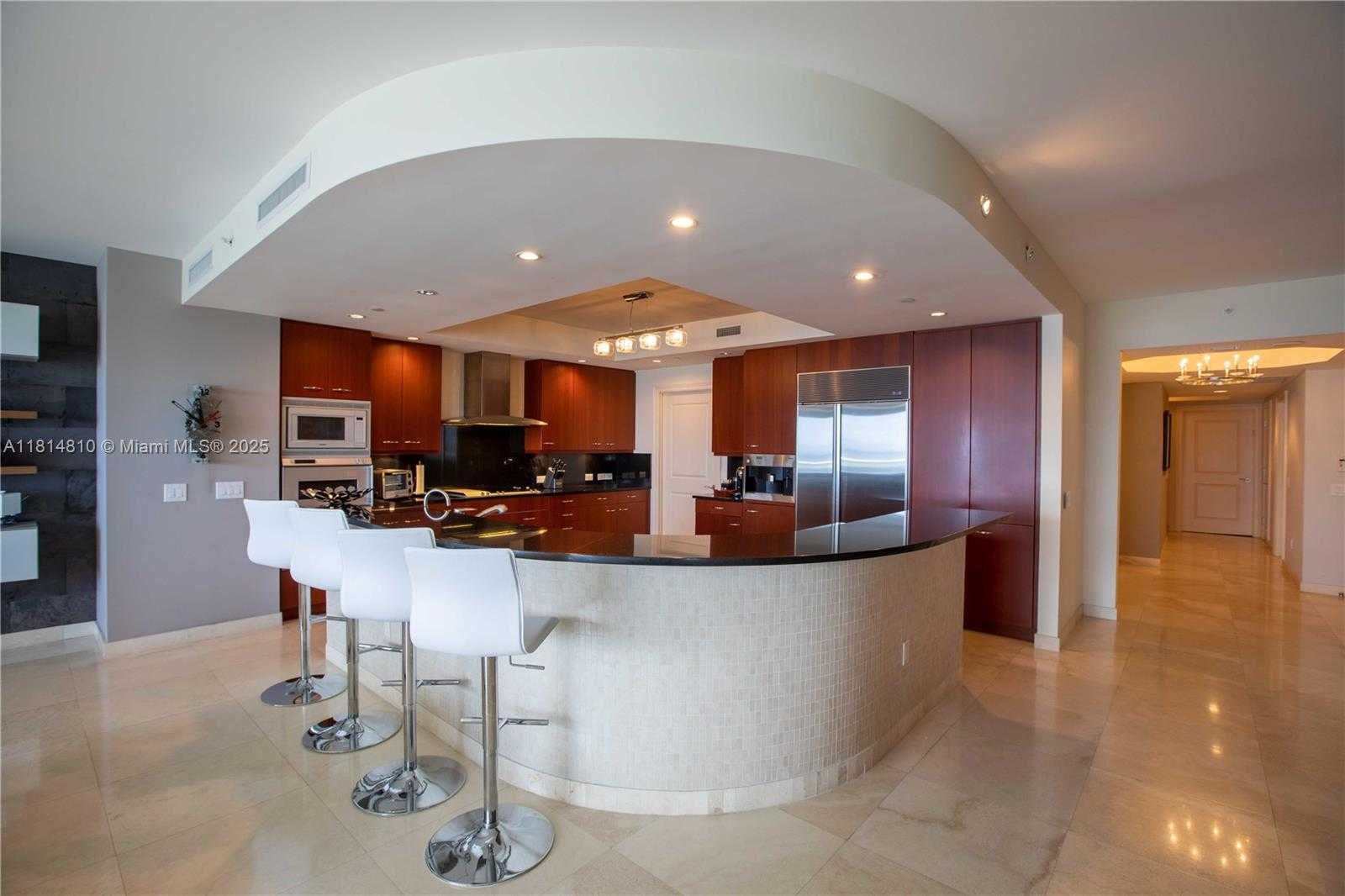 Small Image of 6000 ISLAND BLVD #2602, Aventura Number 13