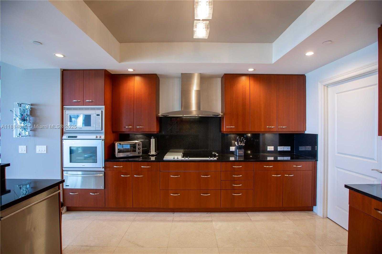 Small Image of 6000 ISLAND BLVD #2602, Aventura Number 14