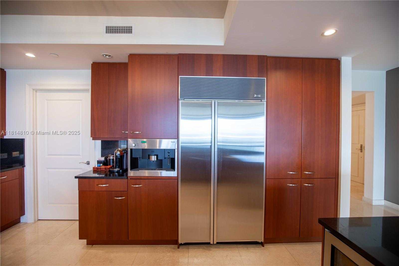 Small Image of 6000 ISLAND BLVD #2602, Aventura Number 15