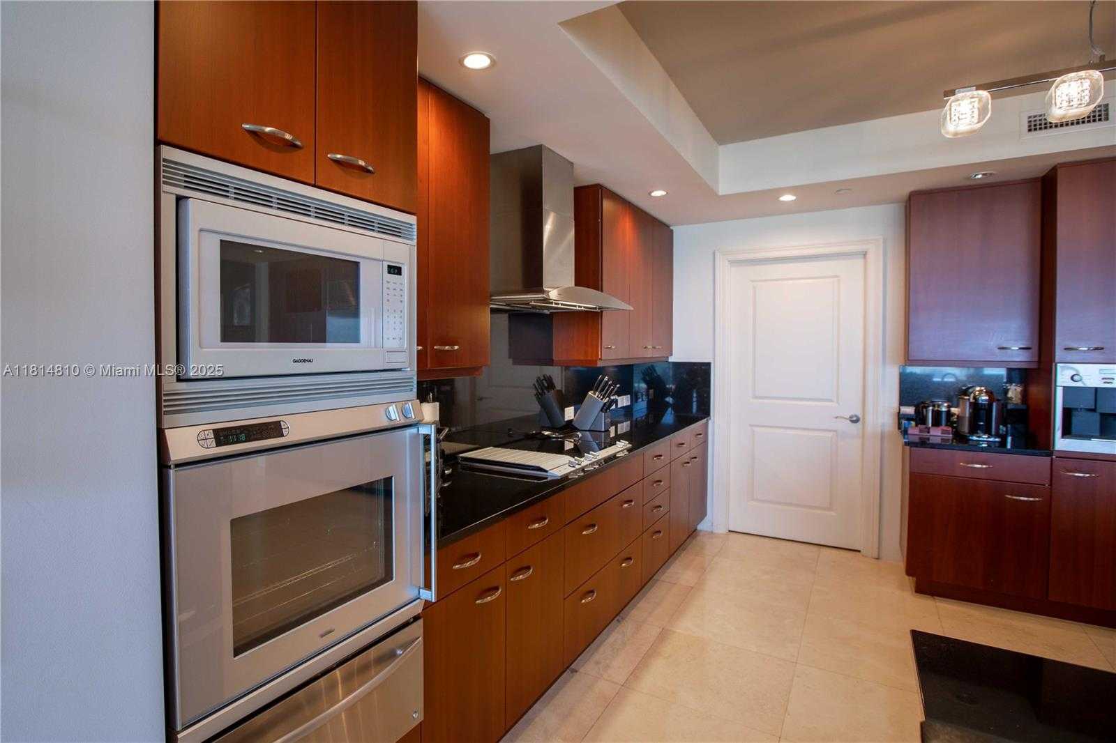 Small Image of 6000 ISLAND BLVD #2602, Aventura Number 16