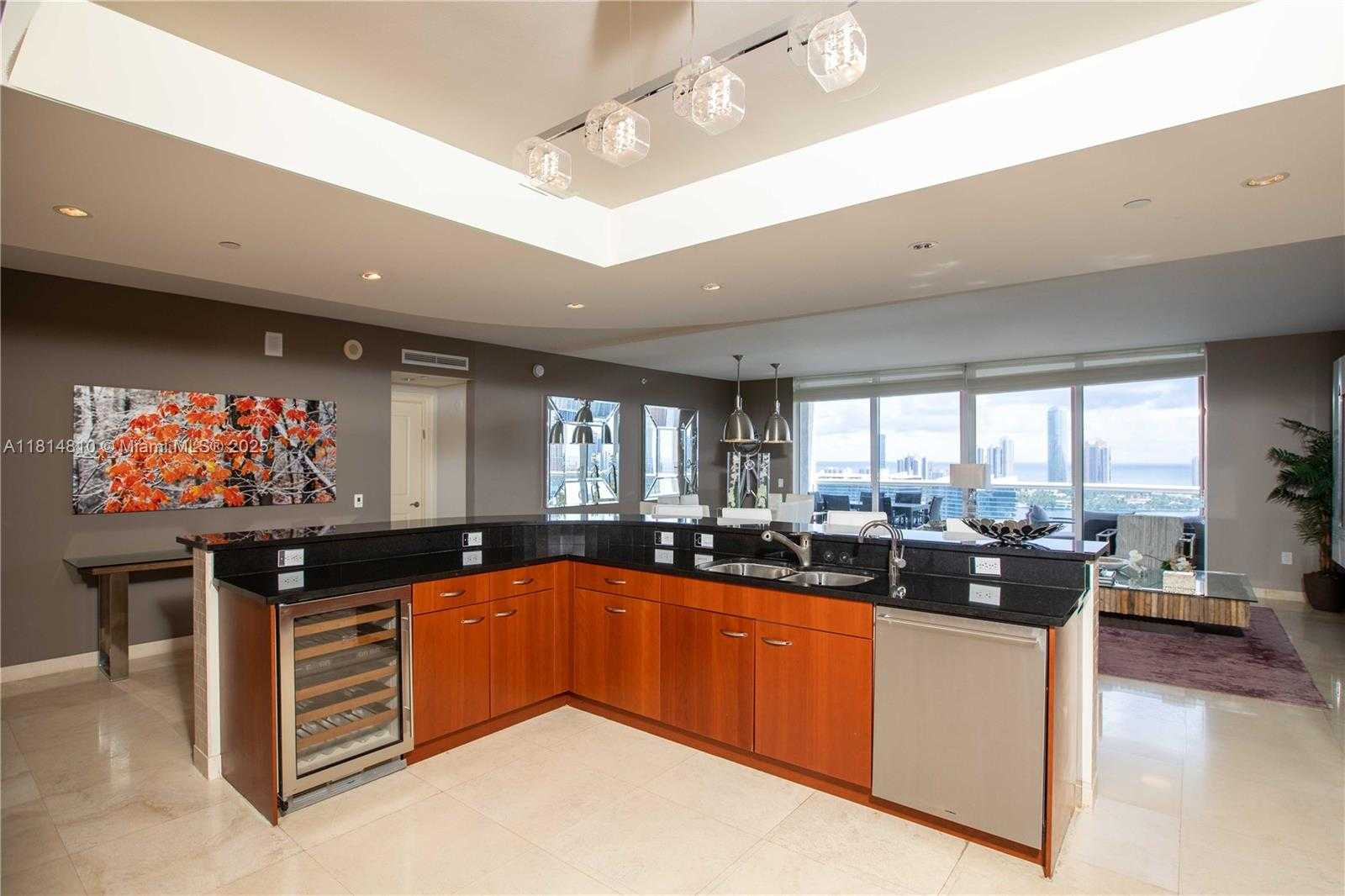 Small Image of 6000 ISLAND BLVD #2602, Aventura Number 18