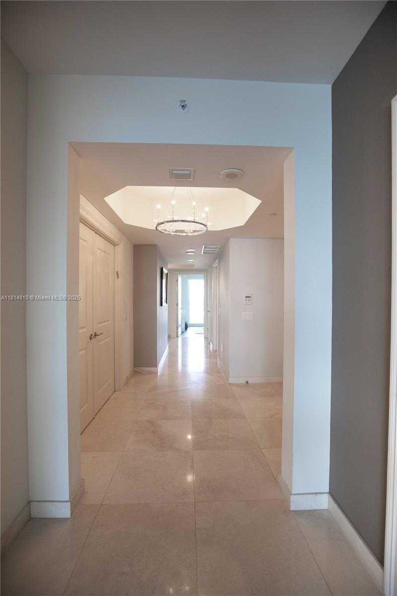 Small Image of 6000 ISLAND BLVD #2602, Aventura Number 22
