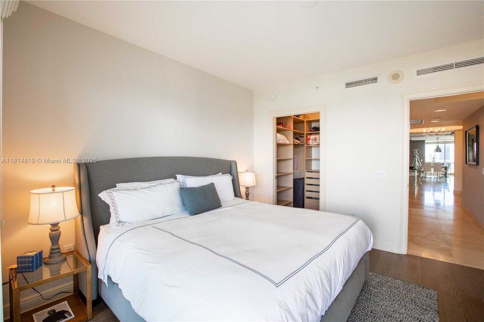 Small Image of 6000 ISLAND BLVD #2602, Aventura Number 25