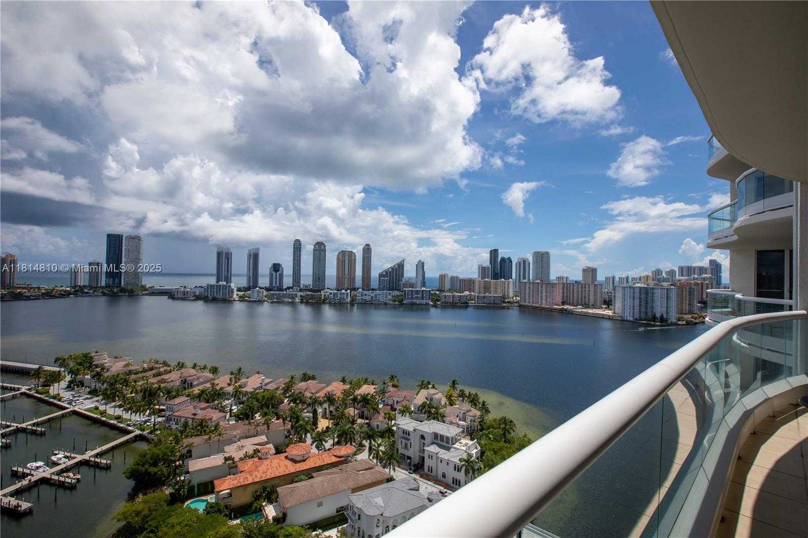 Small Image of 6000 ISLAND BLVD #2602, Aventura Number 3