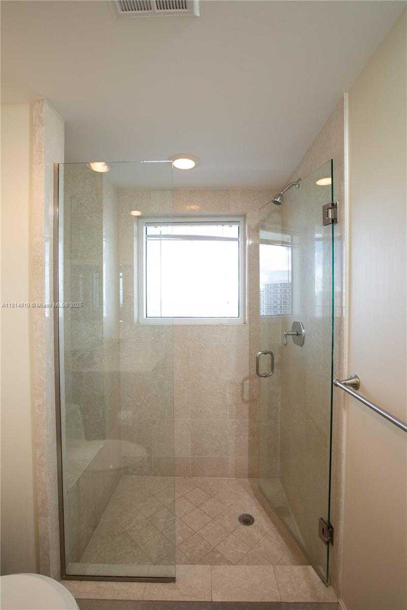Small Image of 6000 ISLAND BLVD #2602, Aventura Number 33