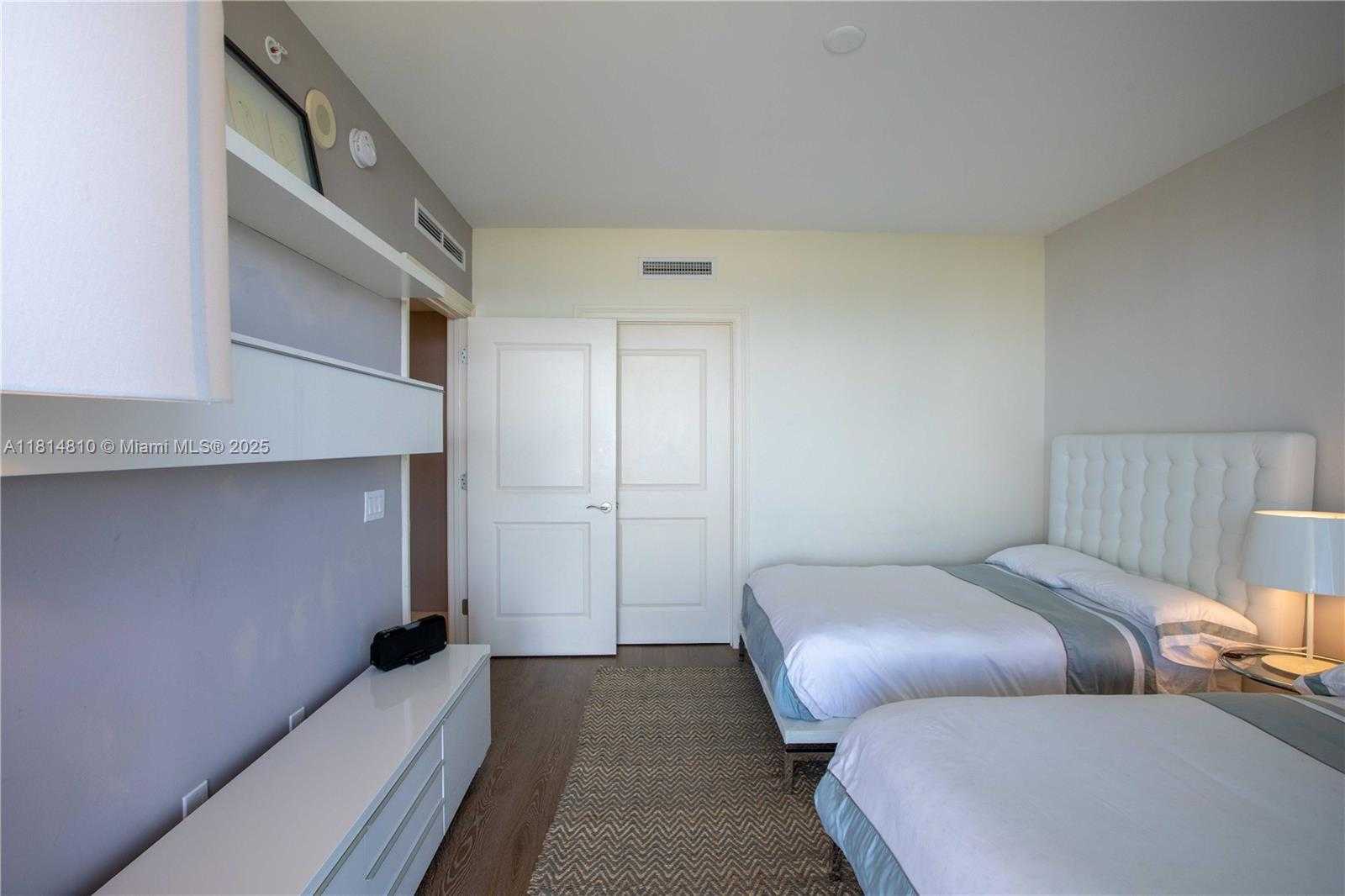 Small Image of 6000 ISLAND BLVD #2602, Aventura Number 35