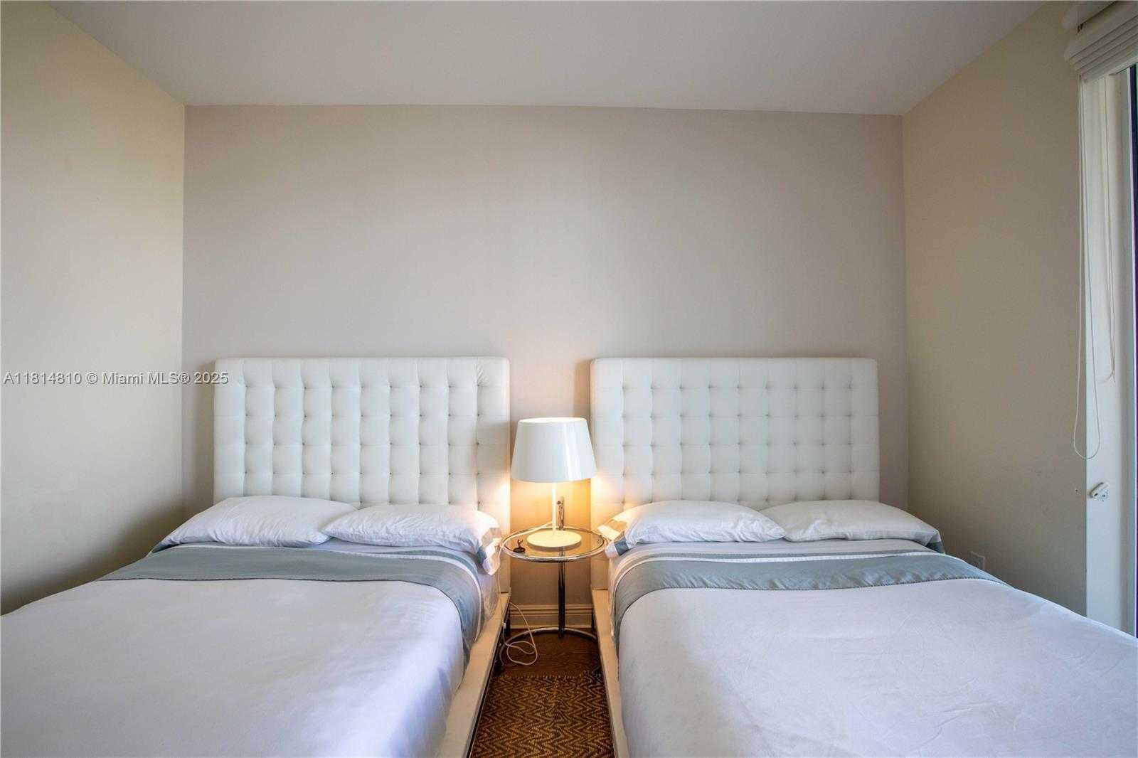 Small Image of 6000 ISLAND BLVD #2602, Aventura Number 36