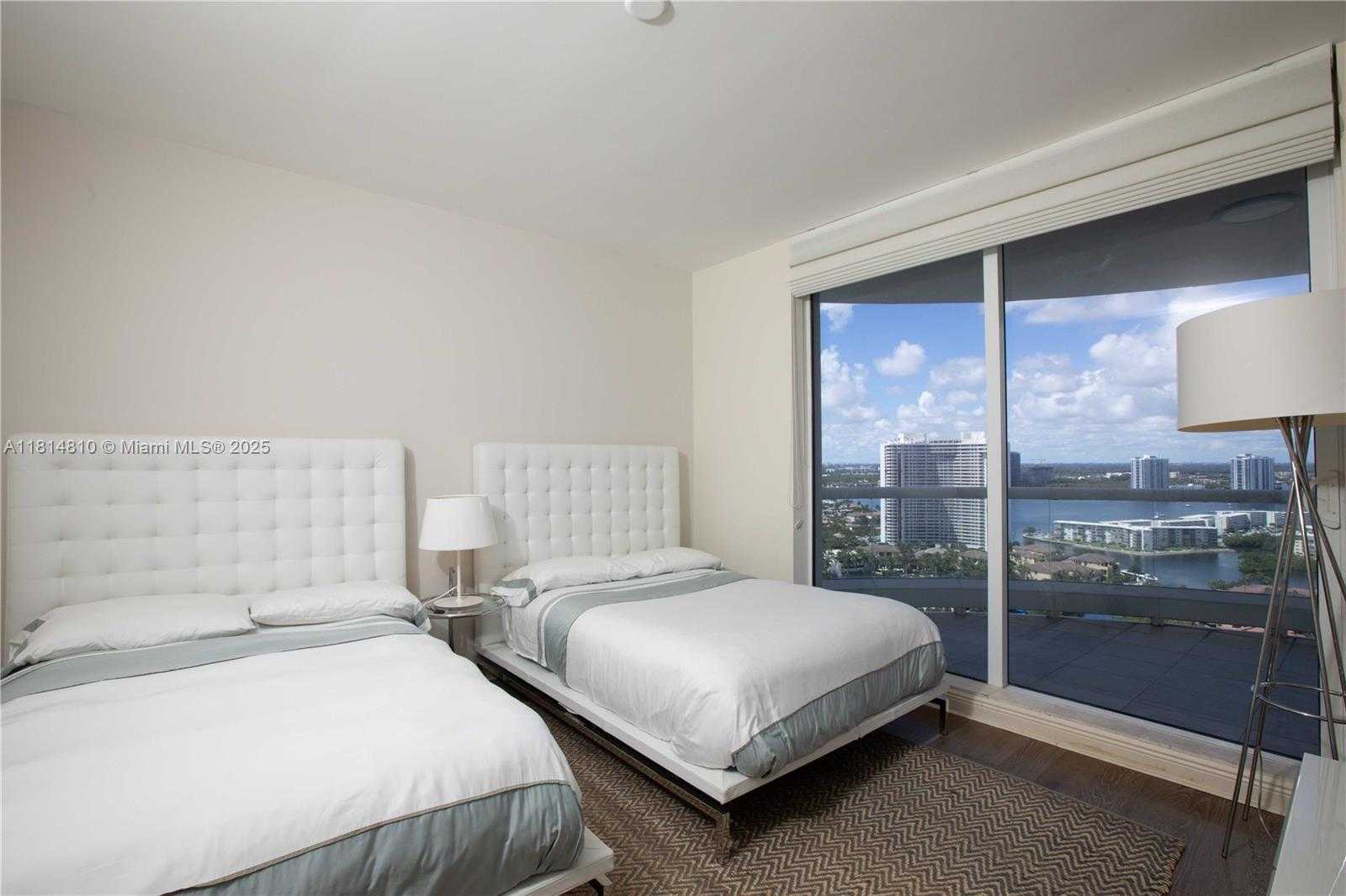Small Image of 6000 ISLAND BLVD #2602, Aventura Number 37
