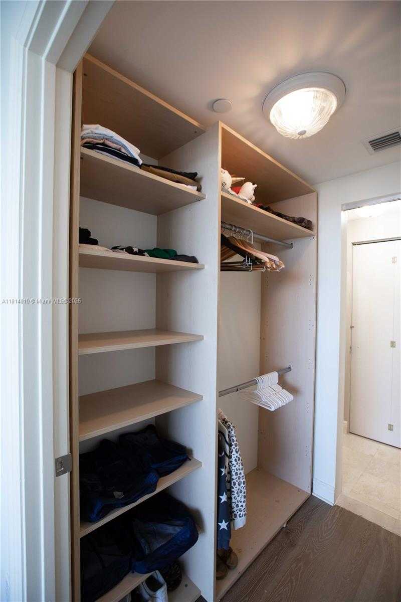 Small Image of 6000 ISLAND BLVD #2602, Aventura Number 40