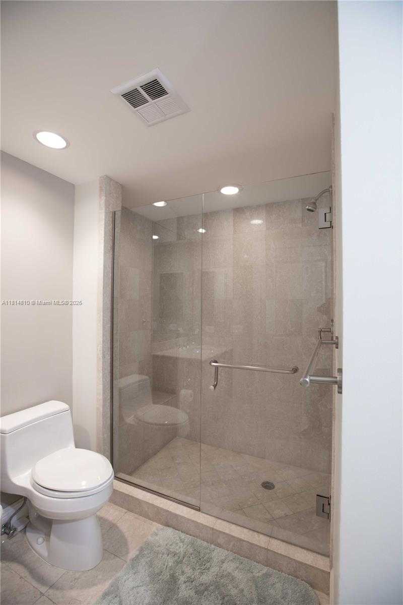 Small Image of 6000 ISLAND BLVD #2602, Aventura Number 42