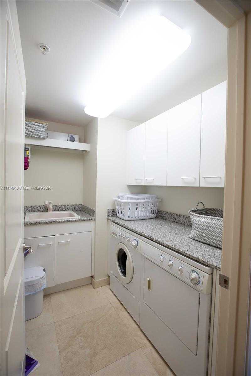 Small Image of 6000 ISLAND BLVD #2602, Aventura Number 44