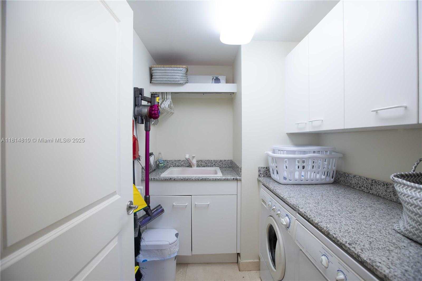 Small Image of 6000 ISLAND BLVD #2602, Aventura Number 45
