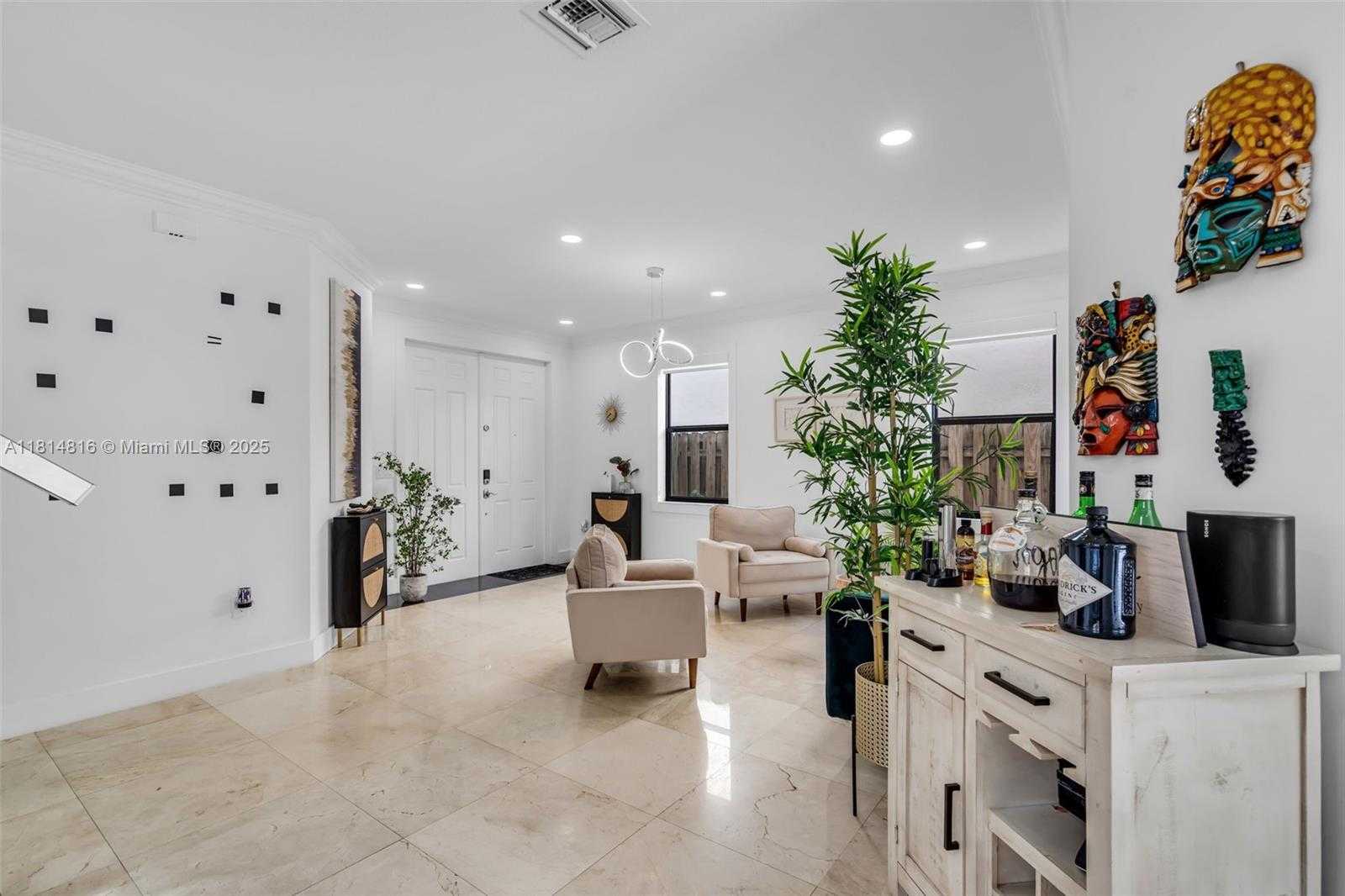 Small Image of 11465 NORTH WEST 88TH LN, Doral Number 2