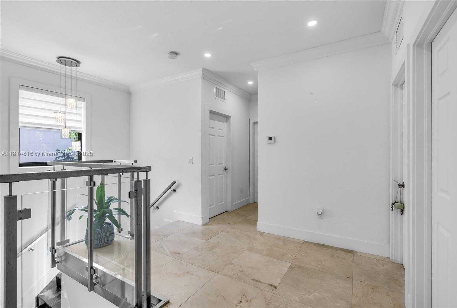Small Image of 11465 NORTH WEST 88TH LN, Doral Number 22