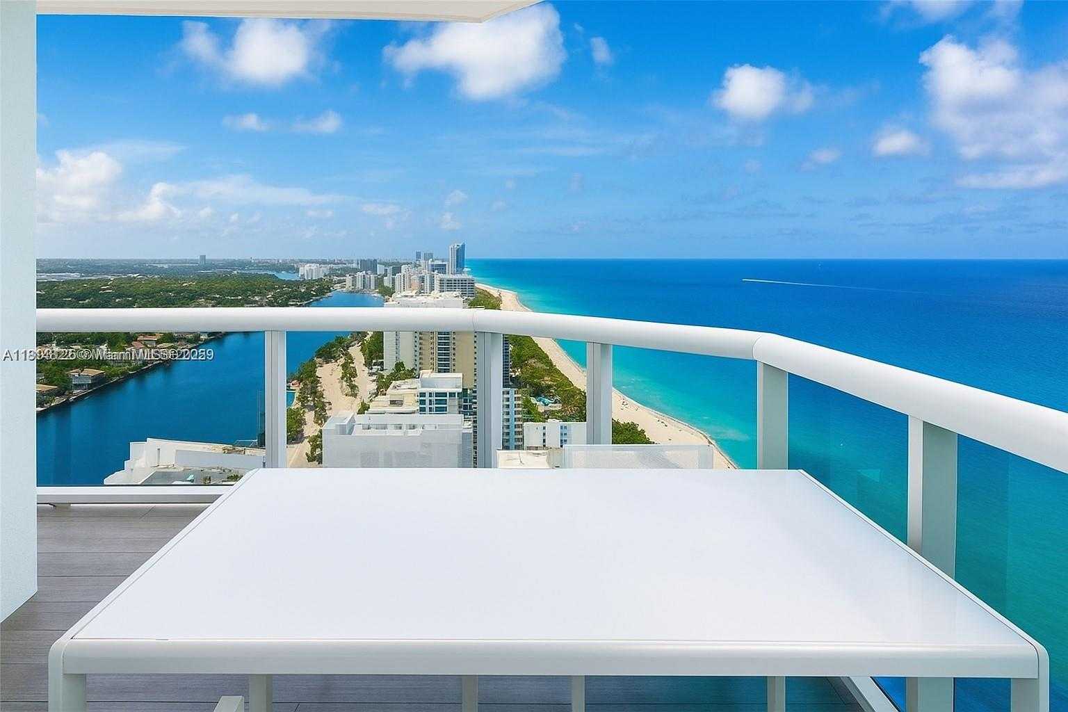 Small Image of 4779 COLLINS AVE #3801, Miami Beach Number 15