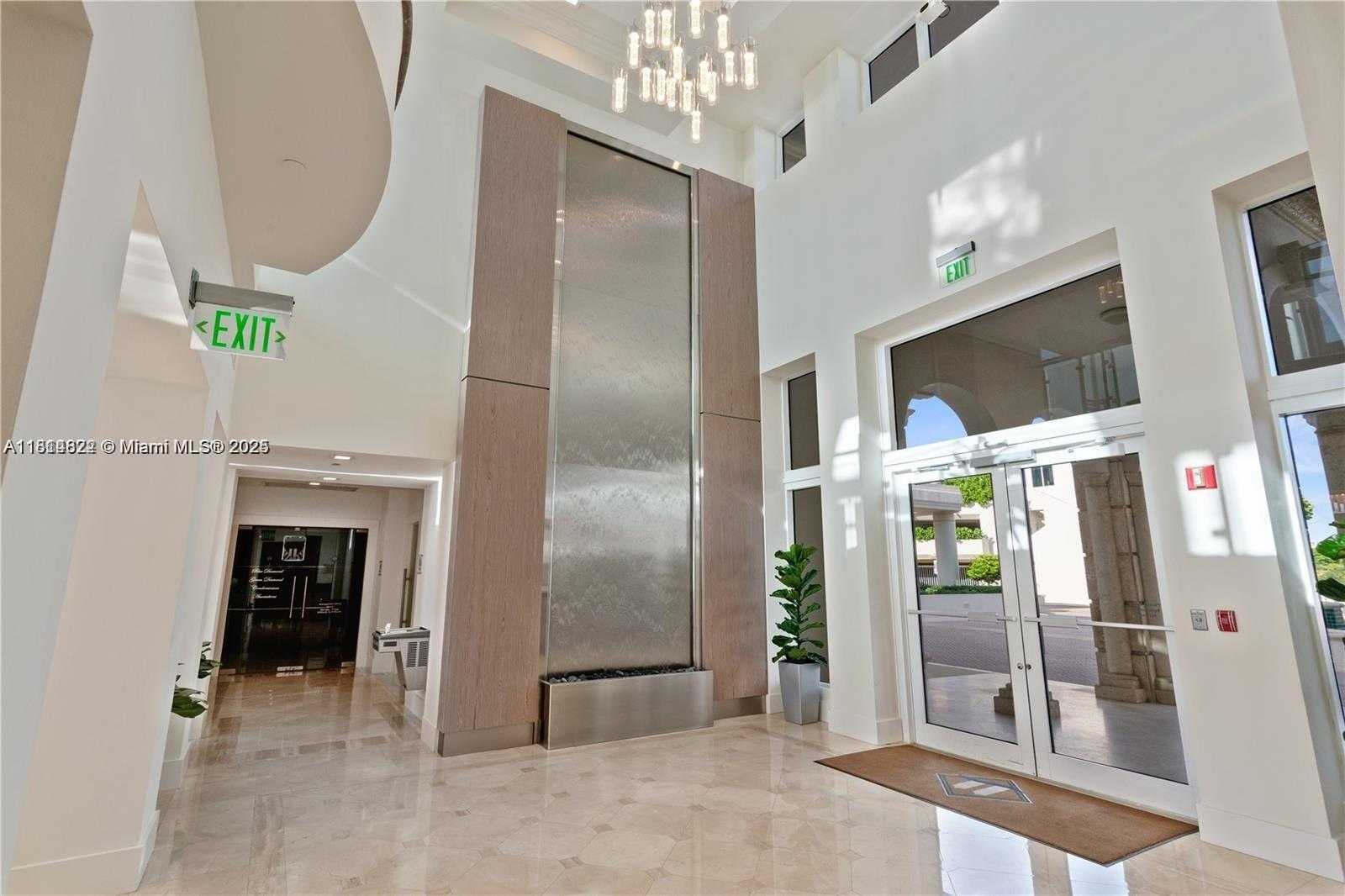 Small Image of 4779 COLLINS AVE #3801, Miami Beach Number 20