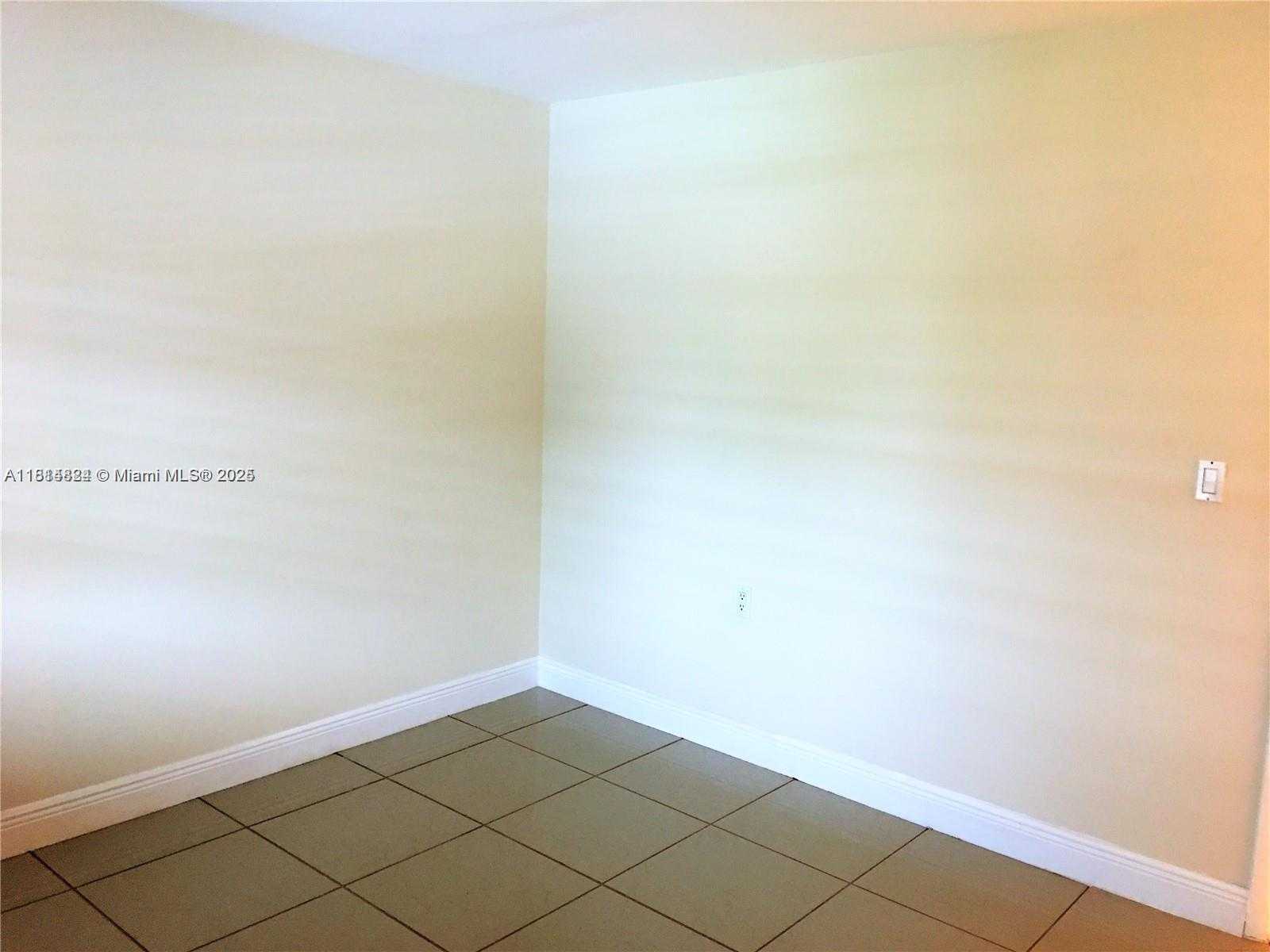 Small Image of 11207 SOUTH WEST 88 ST #214A, Miami Number 12