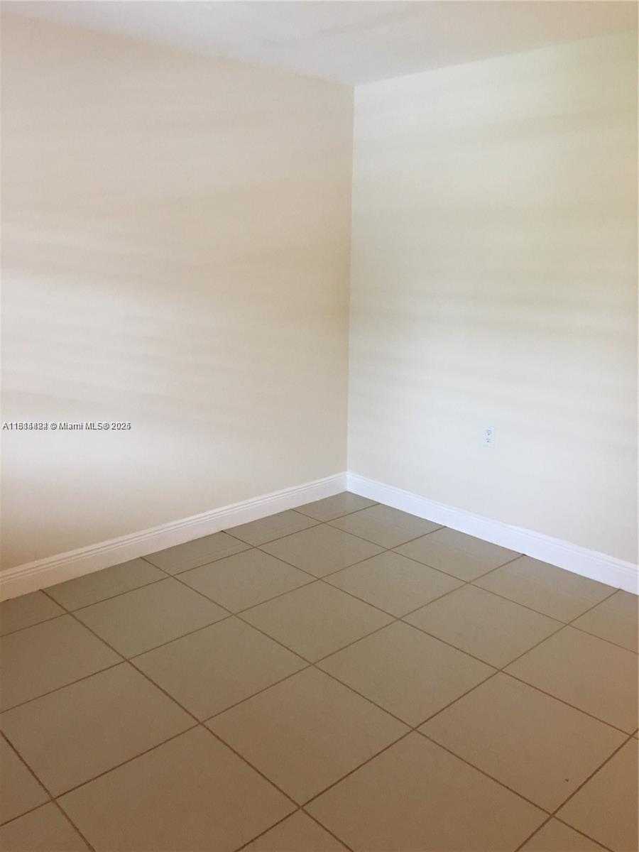 Small Image of 11207 SOUTH WEST 88 ST #214A, Miami Number 16