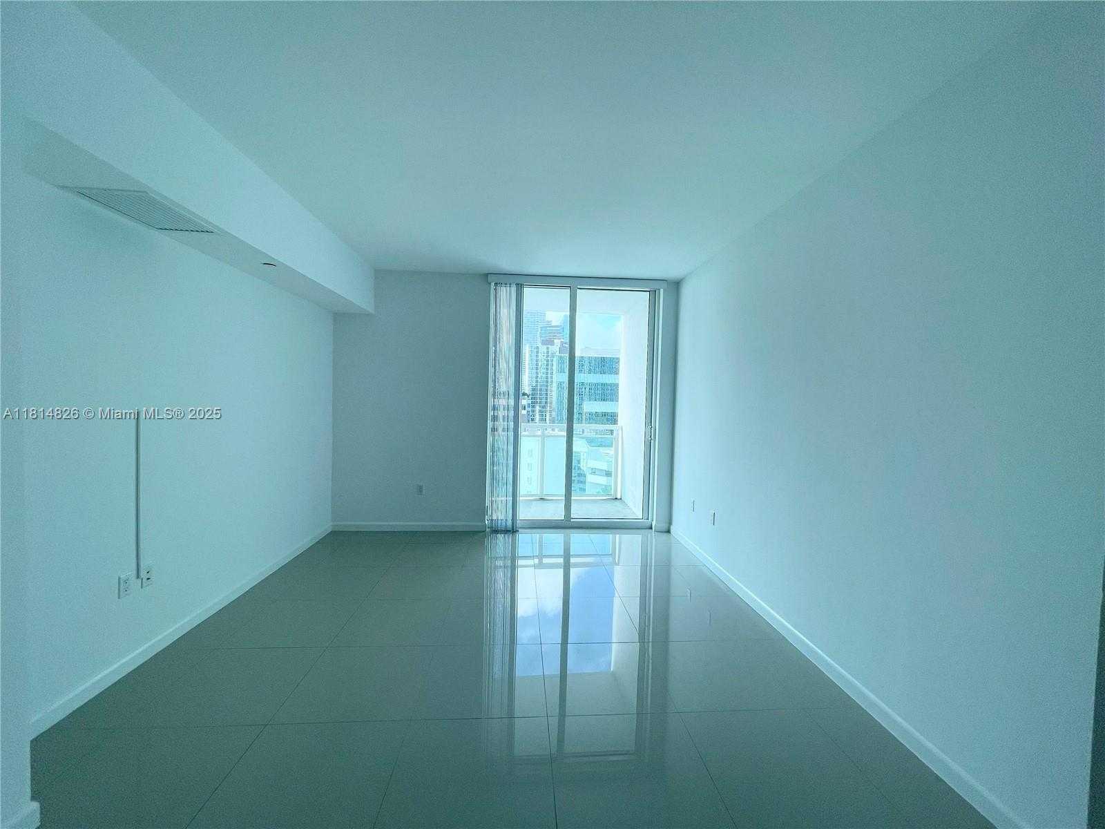 Small Image of 950 BRICKELL BAY DR #1907, Miami Number 13