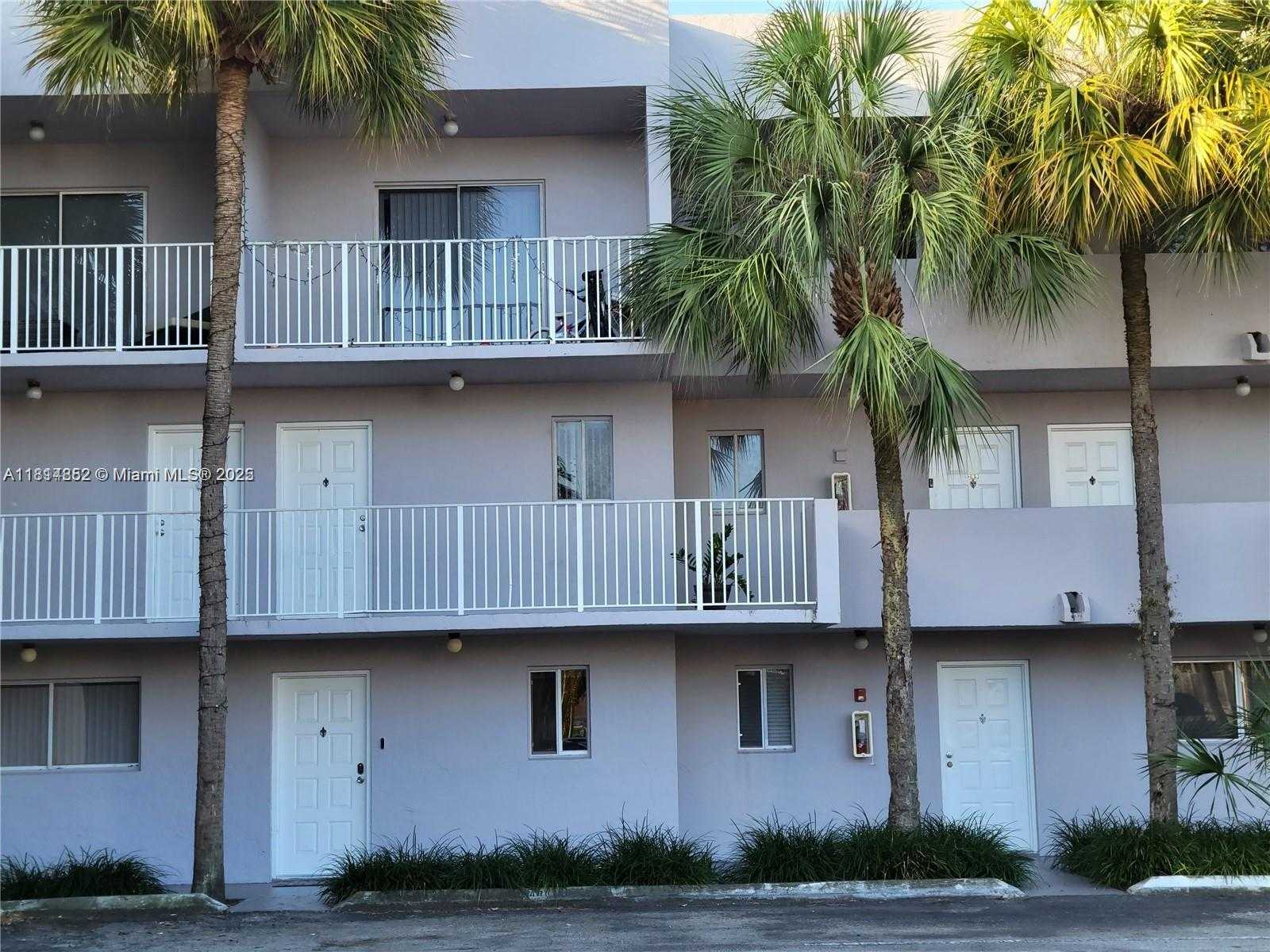 Small Image of Hialeah Number 2