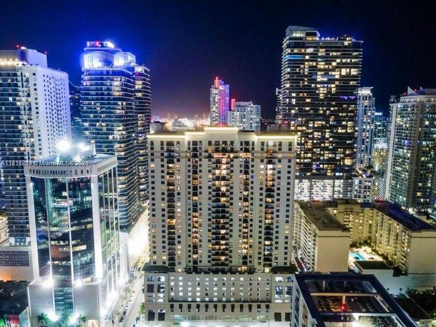 Small Image of 999 SOUTH WEST 1ST AVE #2601, Miami Number 18